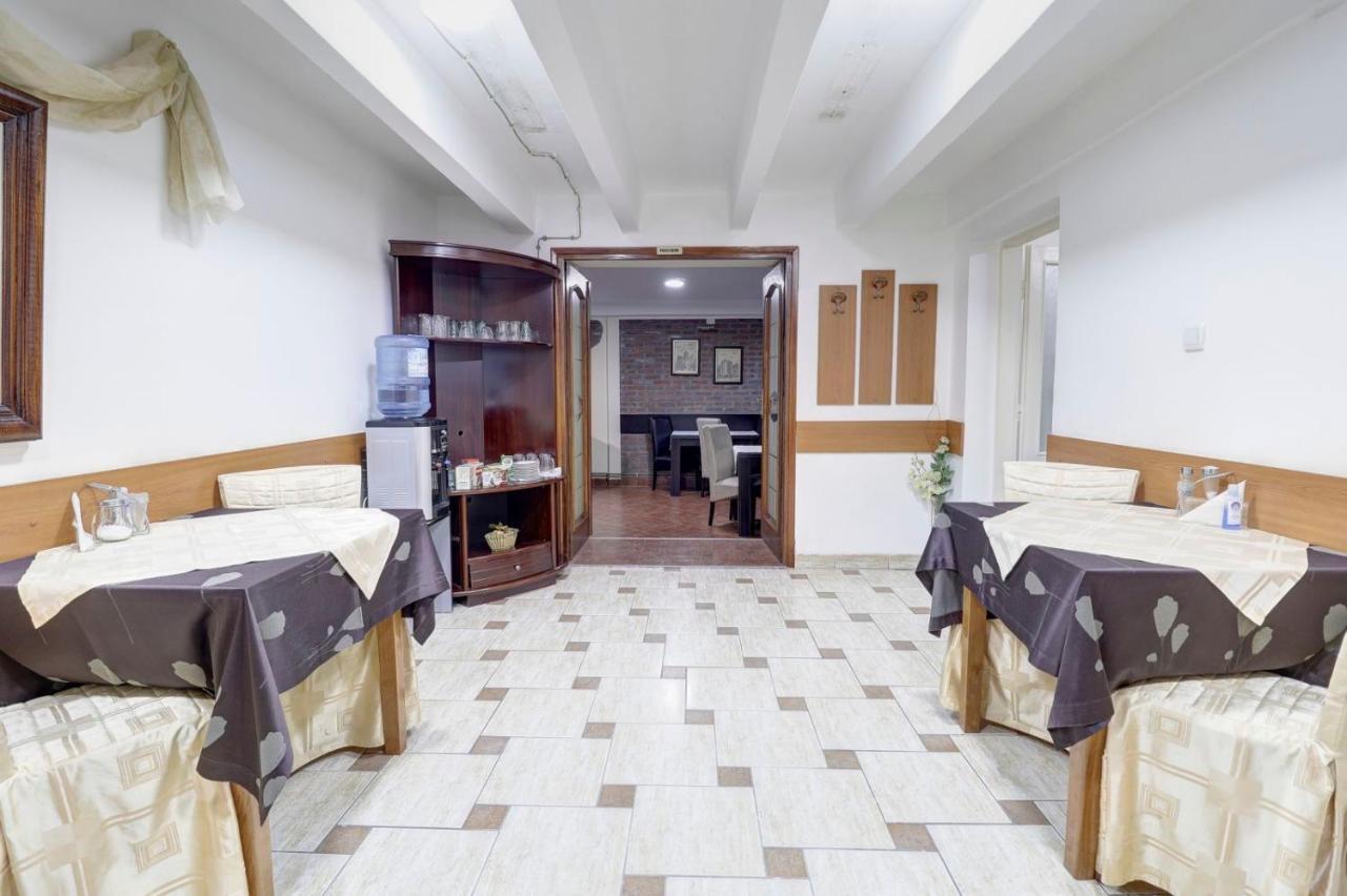 Hotel Perla Ldm Leskovac レスコヴァツ エクステリア 写真