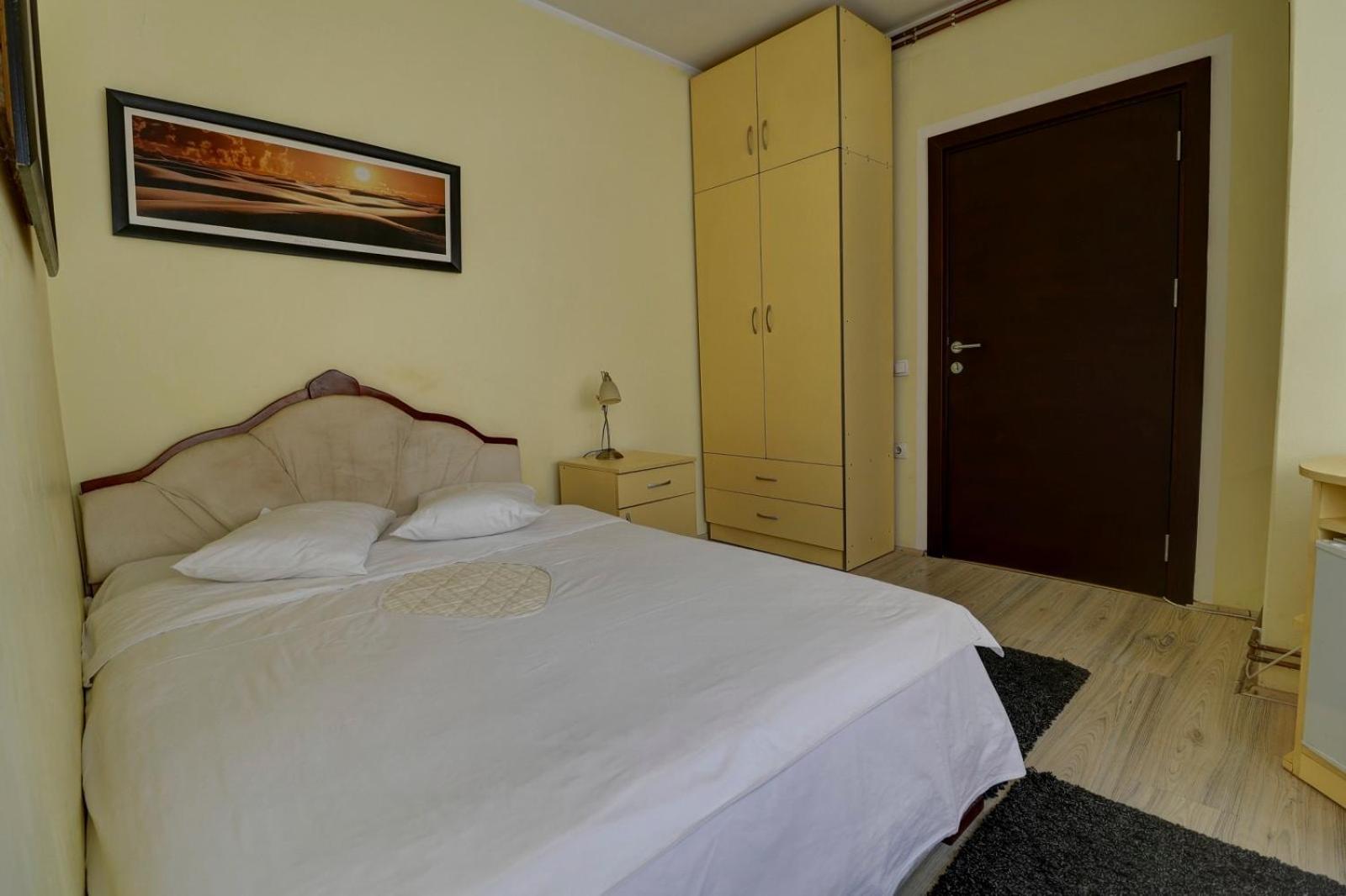 Hotel Perla Ldm Leskovac レスコヴァツ エクステリア 写真