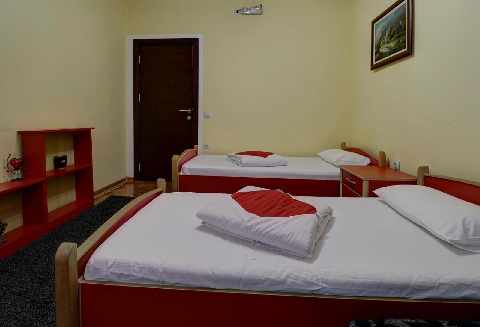 Hotel Perla Ldm Leskovac レスコヴァツ エクステリア 写真