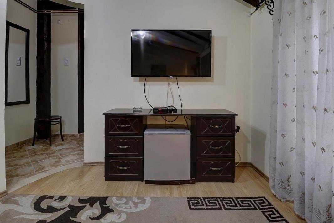 Hotel Perla Ldm Leskovac レスコヴァツ エクステリア 写真