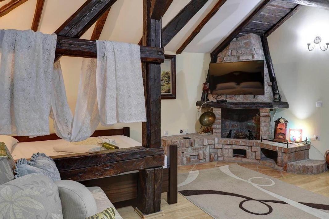 Hotel Perla Ldm Leskovac レスコヴァツ エクステリア 写真
